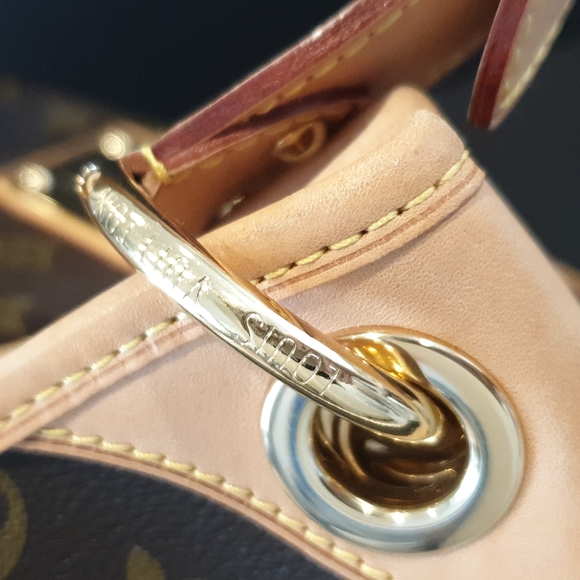 Louis Vuitton Galliera PM - Picture 6 of 15